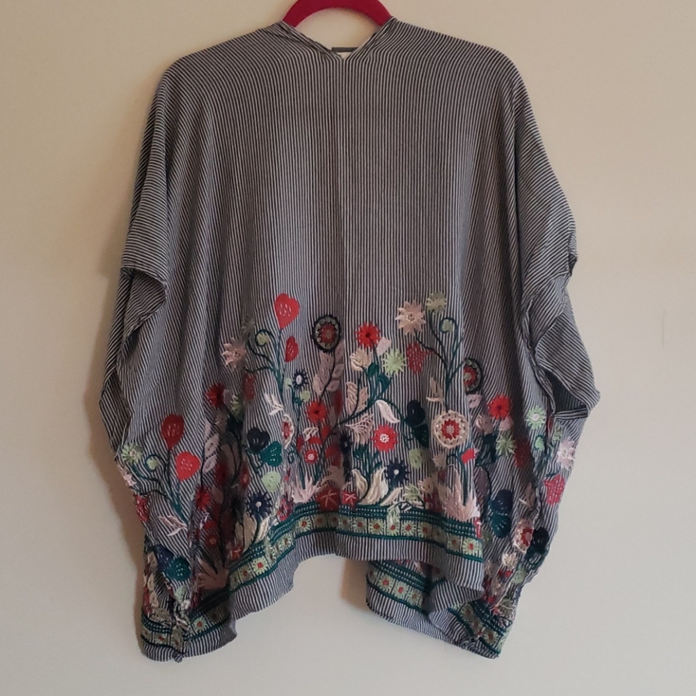 Francesca's top - Picture 4 of 5